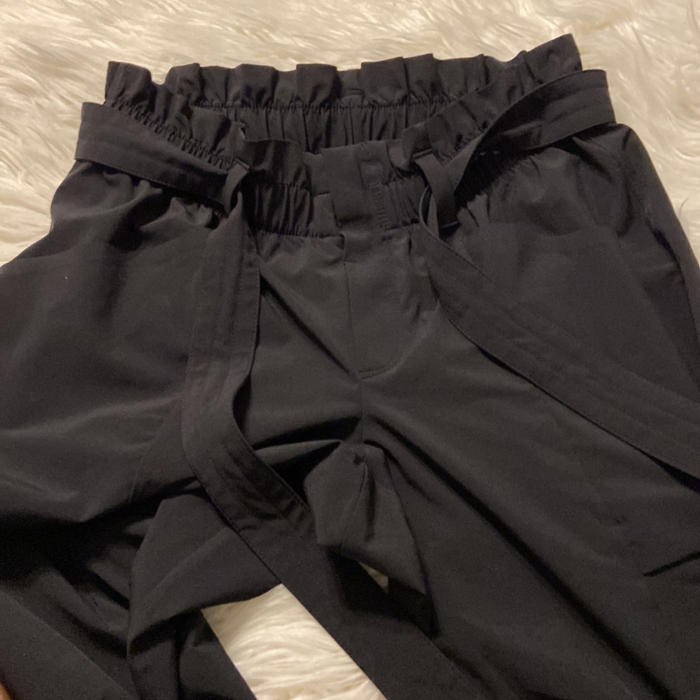 Athleta Women Pants size 4  inseam 28” excellent condition - Picture 12 of 12